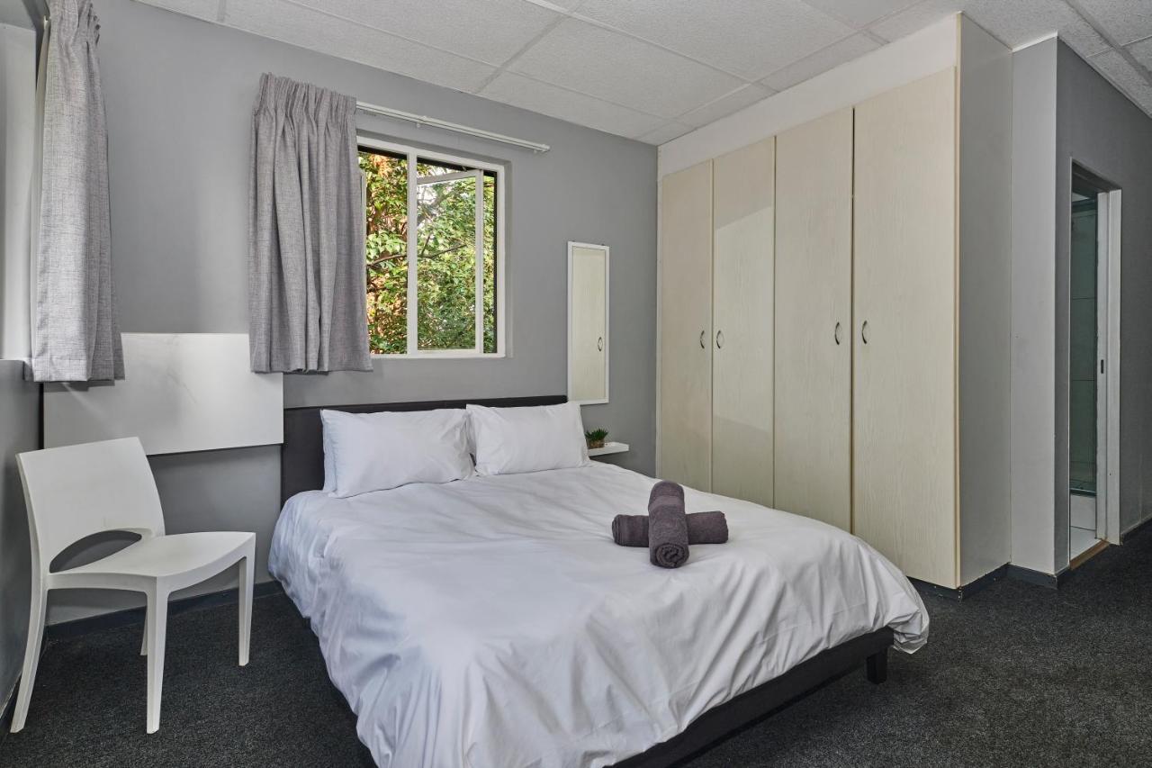 Motel & Out Sandton